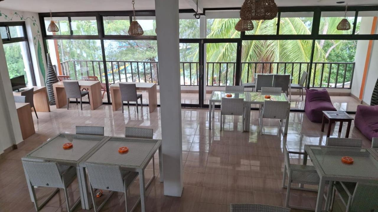 גילי טרוונגן Tropica Gili Total Body Fit - Free Access Gym And Coworking Space מראה חיצוני תמונה